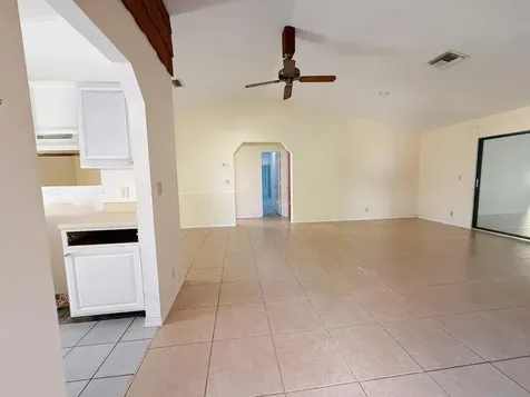 2361 Se 27th Street Okeechobee FL 34974