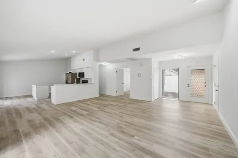 905 Nw 22nd Avenue Delray Beach FL 33445