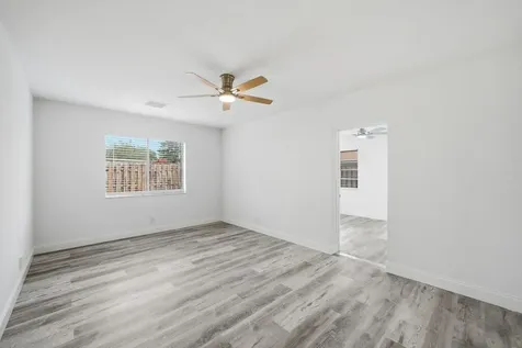 905 Nw 22nd Avenue Delray Beach FL 33445