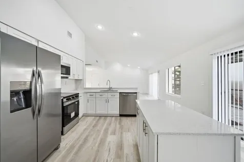 905 Nw 22nd Avenue Delray Beach FL 33445