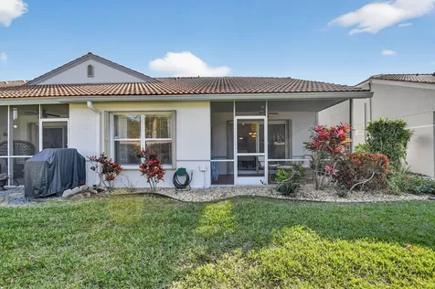 8536 Logia Circle Boynton Beach FL 33472