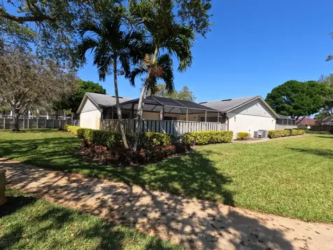 1713 Mariners Cove Fort Pierce FL 34950