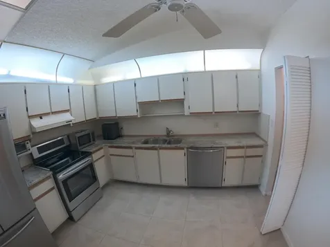 1713 Mariners Cove Fort Pierce FL 34950
