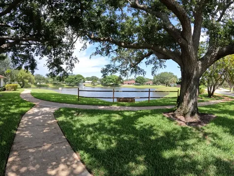 1713 Mariners Cove Fort Pierce FL 34950