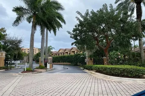 1000 Scotia Drive Hypoluxo FL 33462