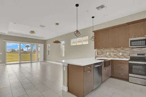 9273 SW Pepoli Way Port Saint Lucie FL 34987