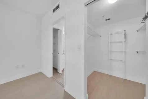 625 Casa Loma Boulevard Boynton Beach FL 33435