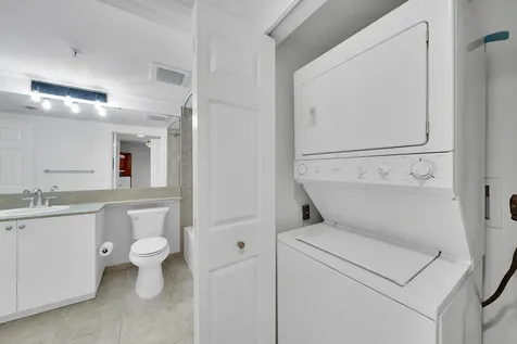 625 Casa Loma Boulevard Boynton Beach FL 33435