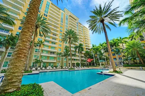 625 Casa Loma Boulevard Boynton Beach FL 33435