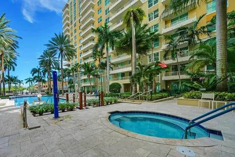 625 Casa Loma Boulevard Boynton Beach FL 33435
