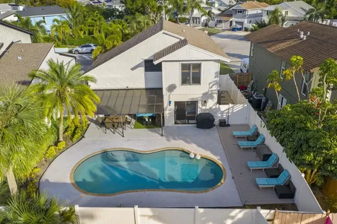 15881 Sw 8th Avenue Delray Beach FL 33444
