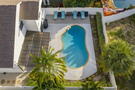 15881 Sw 8th Avenue Delray Beach FL 33444