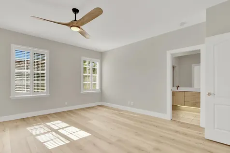 28 Live Oak Circle Tequesta FL 33469