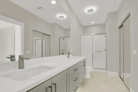 28 Live Oak Circle Tequesta FL 33469