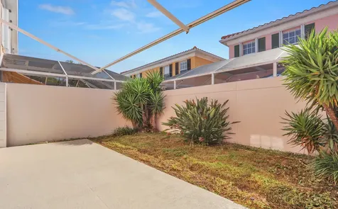 28 Live Oak Circle Tequesta FL 33469