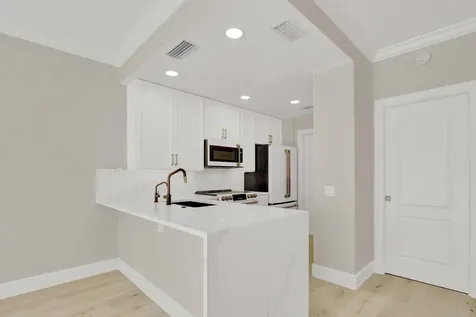 28 Live Oak Circle Tequesta FL 33469
