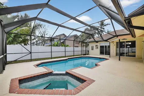 3747 Woods Walk Boulevard Lake Worth FL 33467