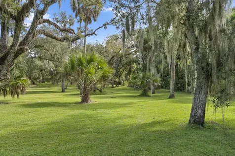 2260 Sweetwater Drive Fort Pierce FL 34981