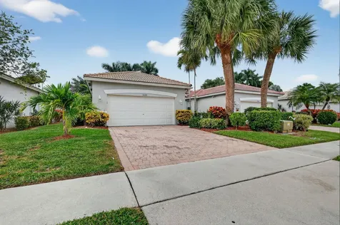 10564 Royal Caribbean Circle Boynton Beach FL 33437