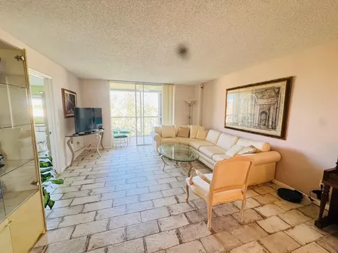 4735 Lucerne Lakes Boulevard Lake Worth FL 33467