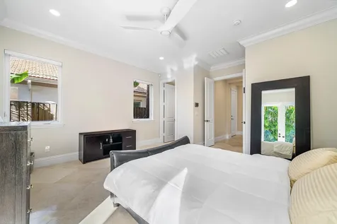 398 Ne 7th Street Boca Raton FL 33432