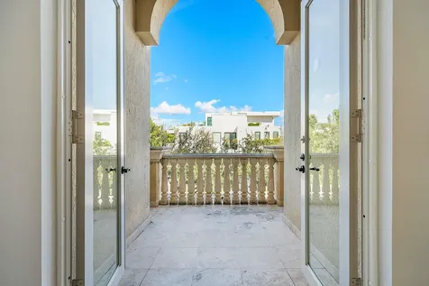 398 Ne 7th Street Boca Raton FL 33432