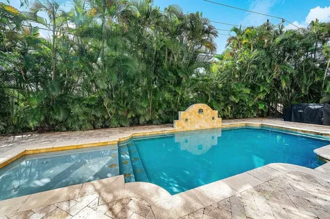 398 Ne 7th Street Boca Raton FL 33432
