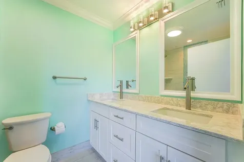 240 Captains Walk Delray Beach FL 33483