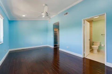 240 Captains Walk Delray Beach FL 33483