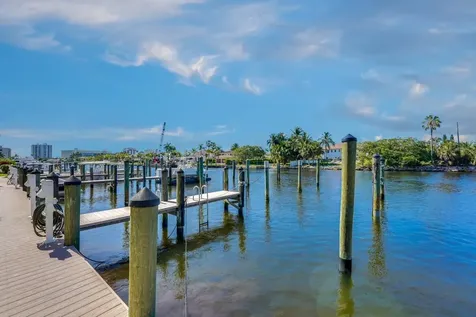 240 Captains Walk Delray Beach FL 33483