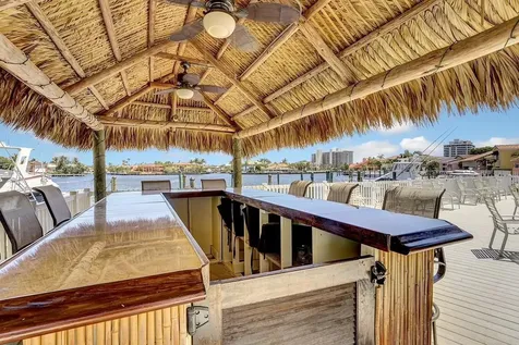 240 Captains Walk Delray Beach FL 33483