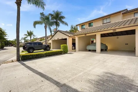 240 Captains Walk Delray Beach FL 33483