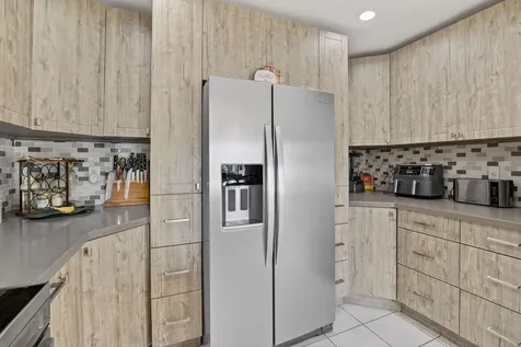9232 Nw 55th Street Sunrise FL 33351