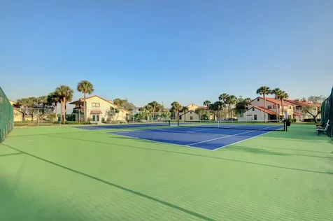 22 Via De Casas Sur Boynton Beach FL 33426