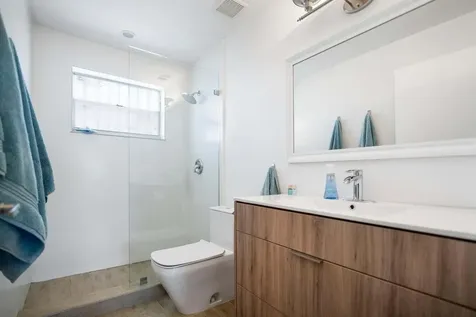 1605 Pennsylvania Avenue Miami Beach FL 33139