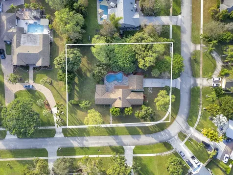 225 Sulky Way Wellington FL 33414