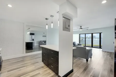 360 Wilma Circle Riviera Beach FL 33404