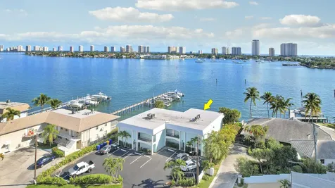 360 Wilma Circle Riviera Beach FL 33404