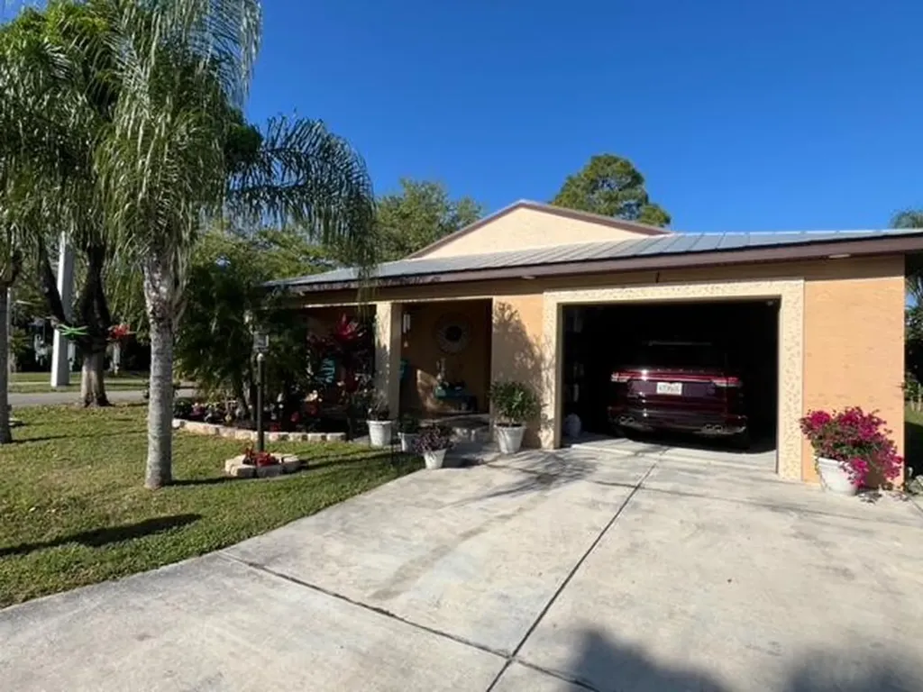 1 Cortez Lane Port Saint Lucie FL 34952