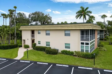 8 Vista Gardens Trail Vero Beach FL 32962