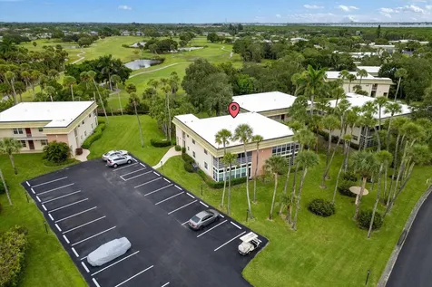 8 Vista Gardens Trail Vero Beach FL 32962