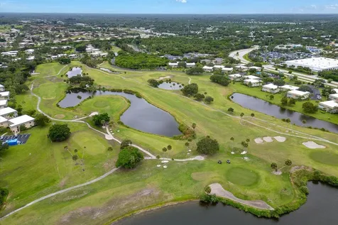 8 Vista Gardens Trail Vero Beach FL 32962