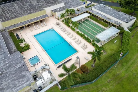 8 Vista Gardens Trail Vero Beach FL 32962