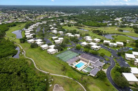8 Vista Gardens Trail Vero Beach FL 32962