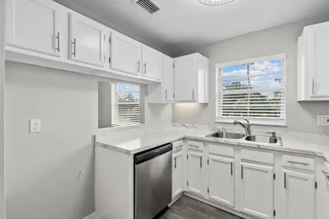 8 Vista Gardens Trail Vero Beach FL 32962