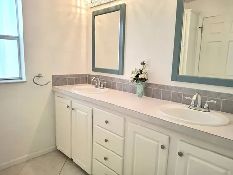 3237 Scarlet Tanager Court Port Saint Lucie FL 34952
