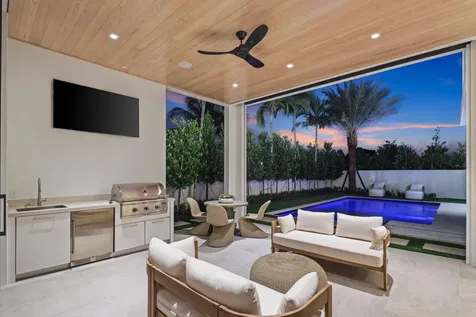340 Grove Place Delray Beach FL 33444