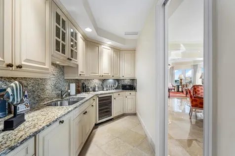 622 N Flagler Drive West Palm Beach FL 33401