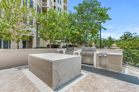 622 N Flagler Drive West Palm Beach FL 33401