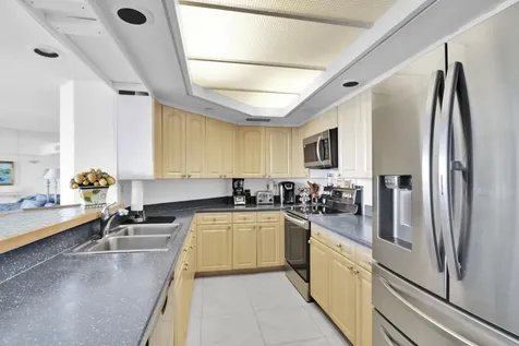 120 Se 5th Avenue Boca Raton FL 33432